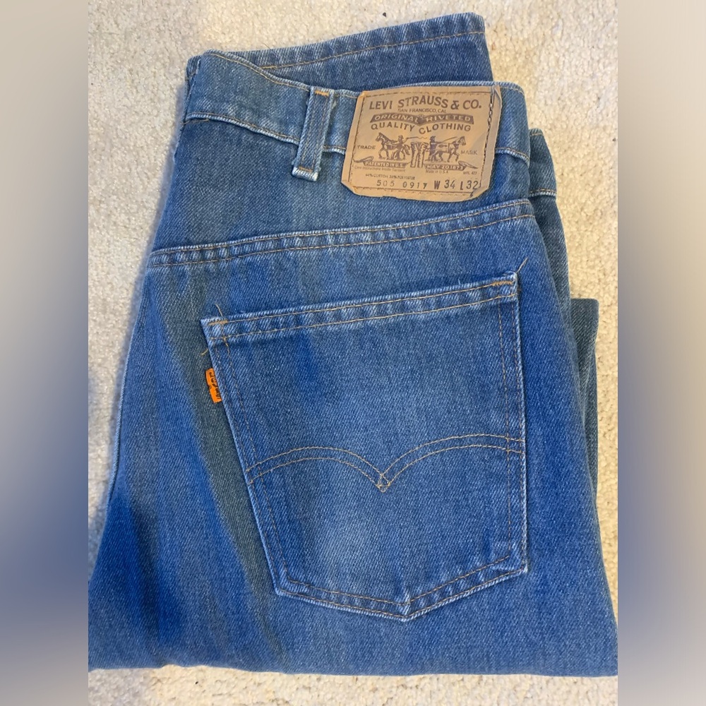 Vint Levi’s jeans 34 X 32 like new